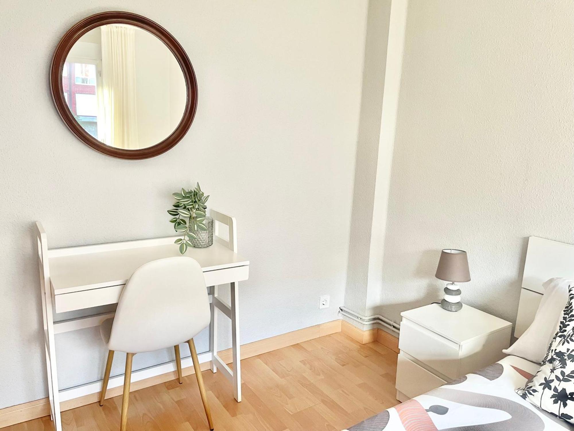San Lazaro. Appartement *